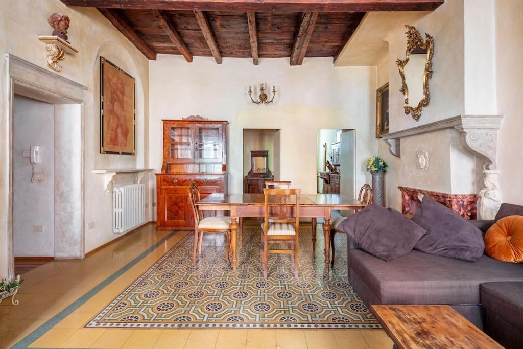 בולוניה Central Elegant Apartment - Liberty House מראה חיצוני תמונה